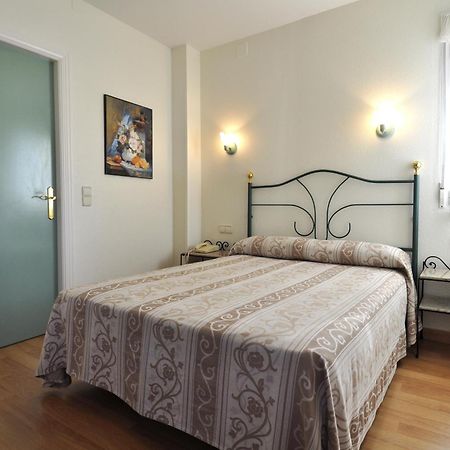 Hotel Apartamentos Aralso Sotillo La Lastrilla Zimmer foto